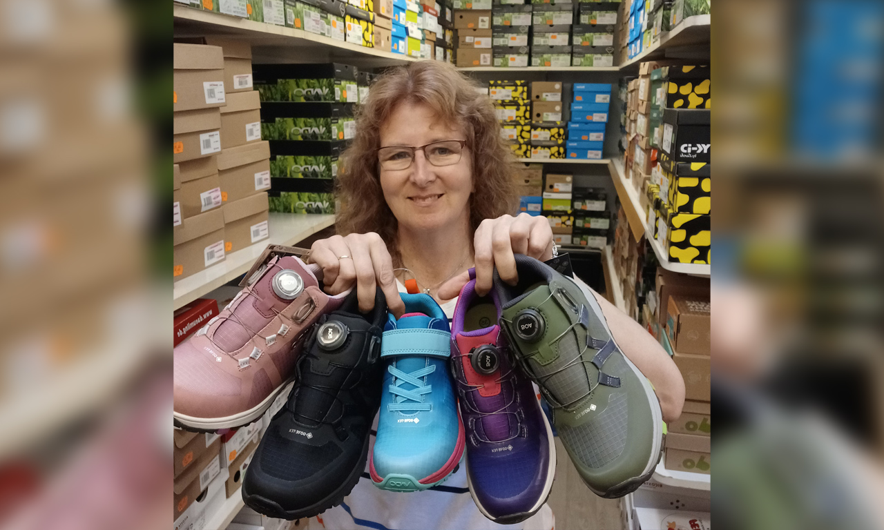Schuhe werden von Schuh Blomann präsentiert